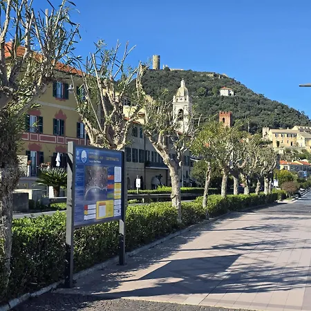 Il Blu Di * Noli